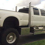 White Six Door F650